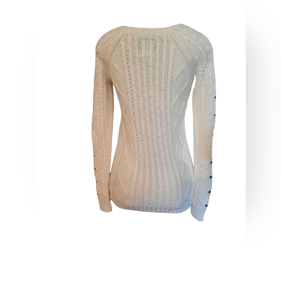 American Eagle Outfitters Cream Crew Neck Cable Knit Sweater Pullover - Picture 3 of 4